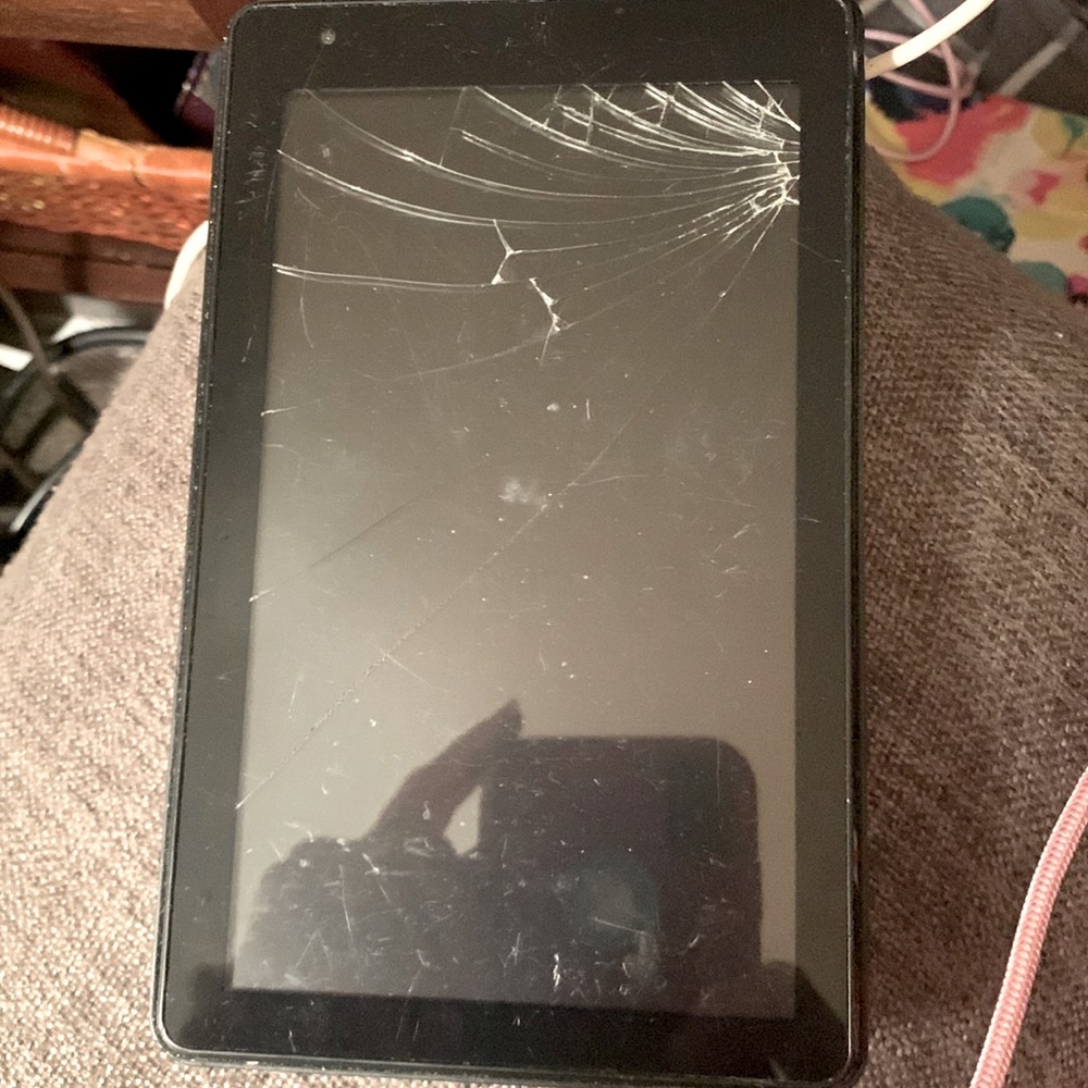 RCA RCT6873W42B Voyager 7" Android Black Tablet